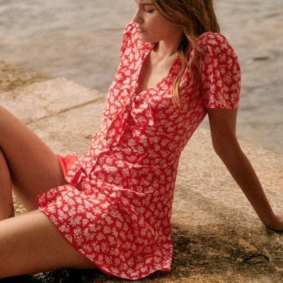Sezane Dresses & Skirts - Sézane Norabel Silk Red Floral Mini Dress FR 34 XS Summer